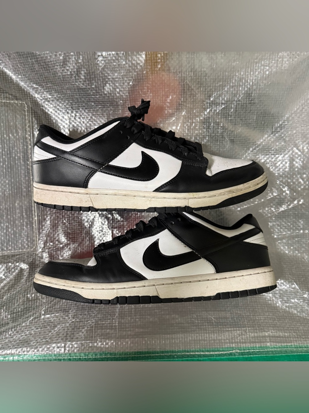 Size 9 - Nike Dunk Low Panda (#111)